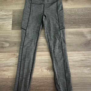 Lululemon size 4 leggings
